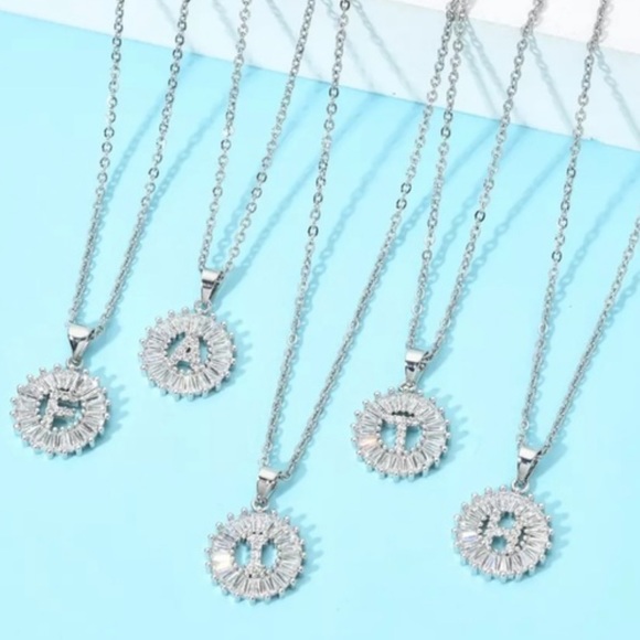 Silver Initial Crystal Pendant Necklace A-Z - Picture 2 of 7